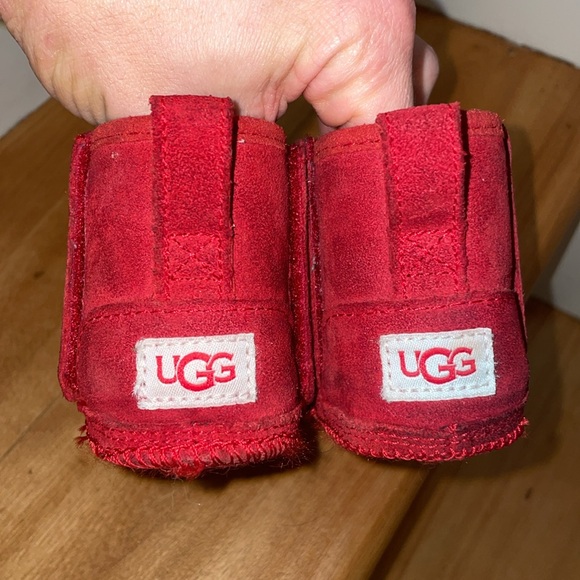 UGG Suede Toddler Booties - Picture 4 of 7